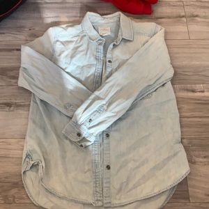 American eagle denim button up shirt